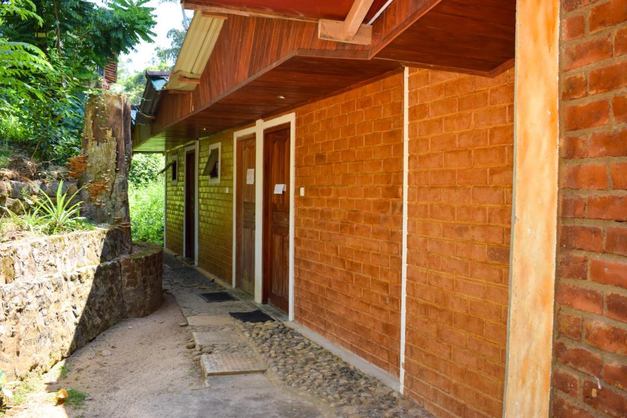 Rafters Retreat Hotel Kitulgala Ngoại thất bức ảnh